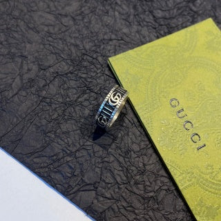 Gucci Interlocking G Engraved Textured Band Ring
