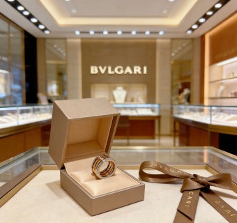 Bvlgari Rose Gold Spiral Ring – Elegant Luxury Jewelry