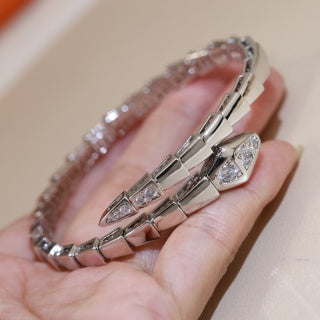 Bvlgari Geometric Link Crystal Bracelet – Elegant Luxury Jewelry