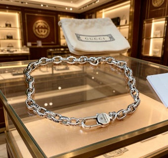 Gucci Interlocking Link Toggle Chain Bracelet