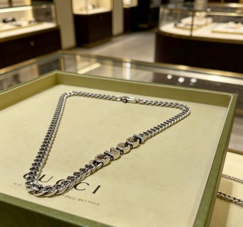 Gucci GG Logo Drop Curb Chain Necklace